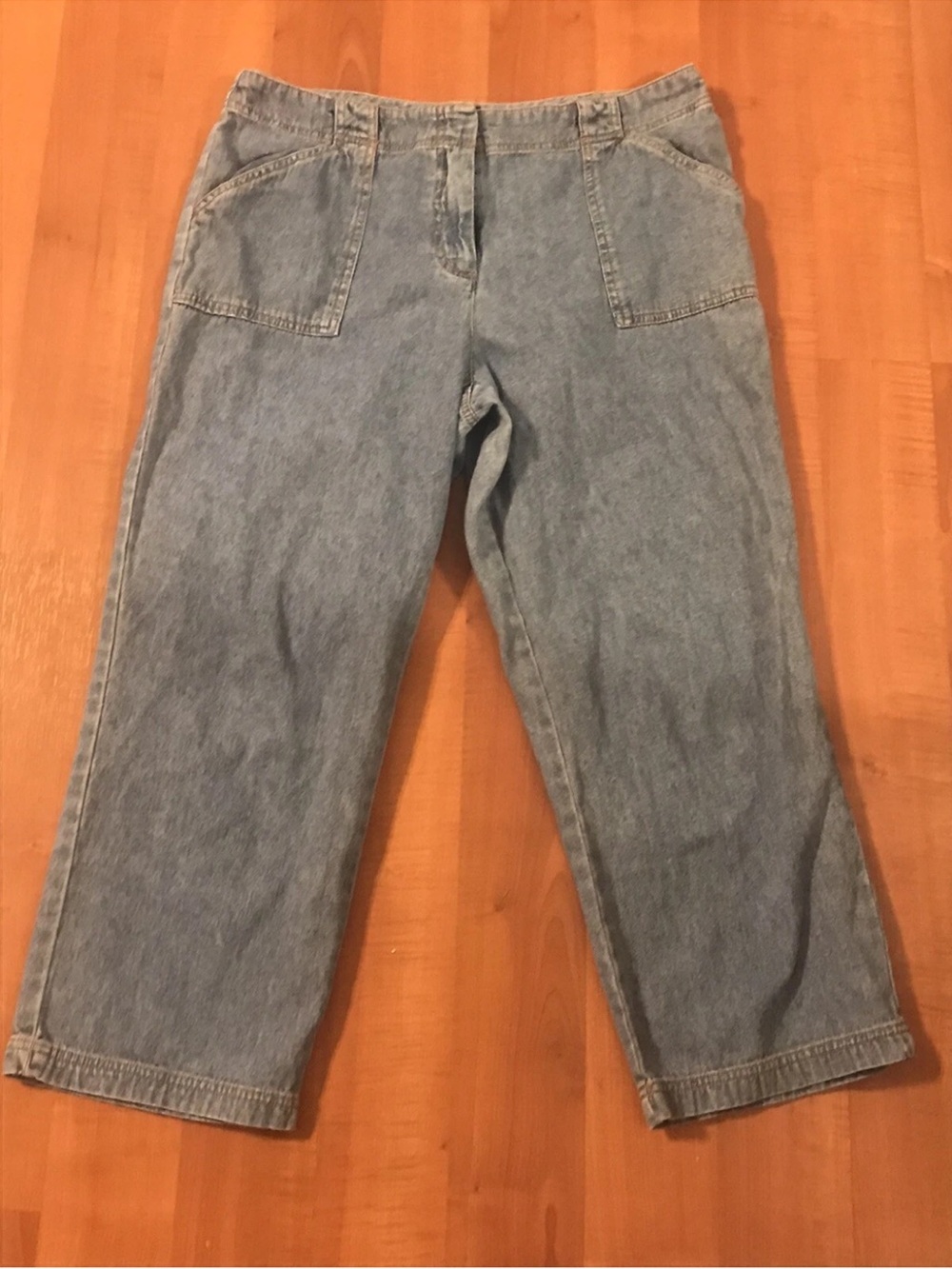 NY Jeans New York and Company Size 12 Jean Capris